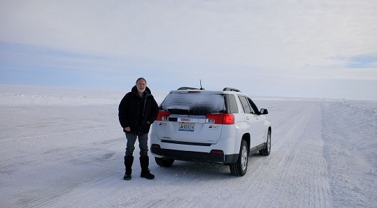Don Forbes 0 ice road at the end of the Mackenzie River. Photo Credit David Atkinson